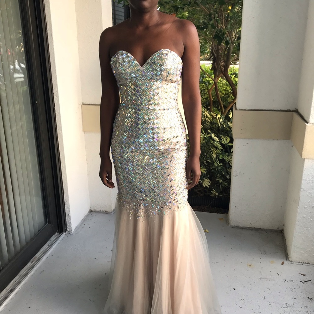 Camille La Vie Strapless Beaded Prom Evening gown